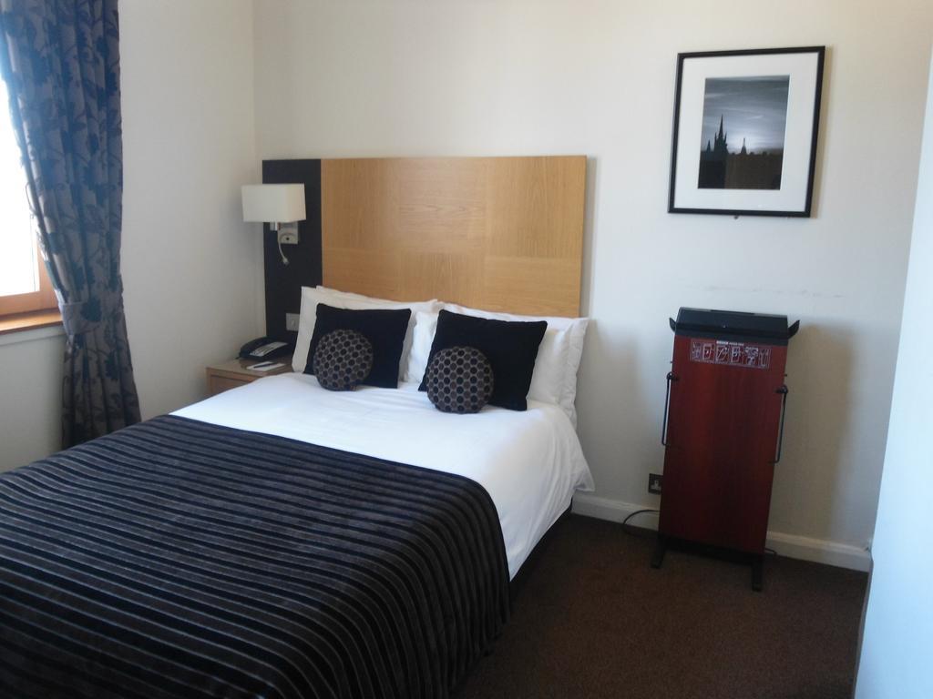 Park Hotel Montrose Bagian luar foto