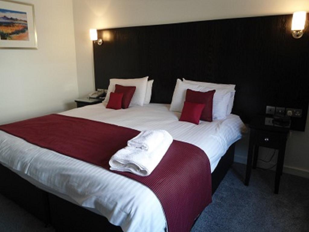Park Hotel Montrose Bagian luar foto
