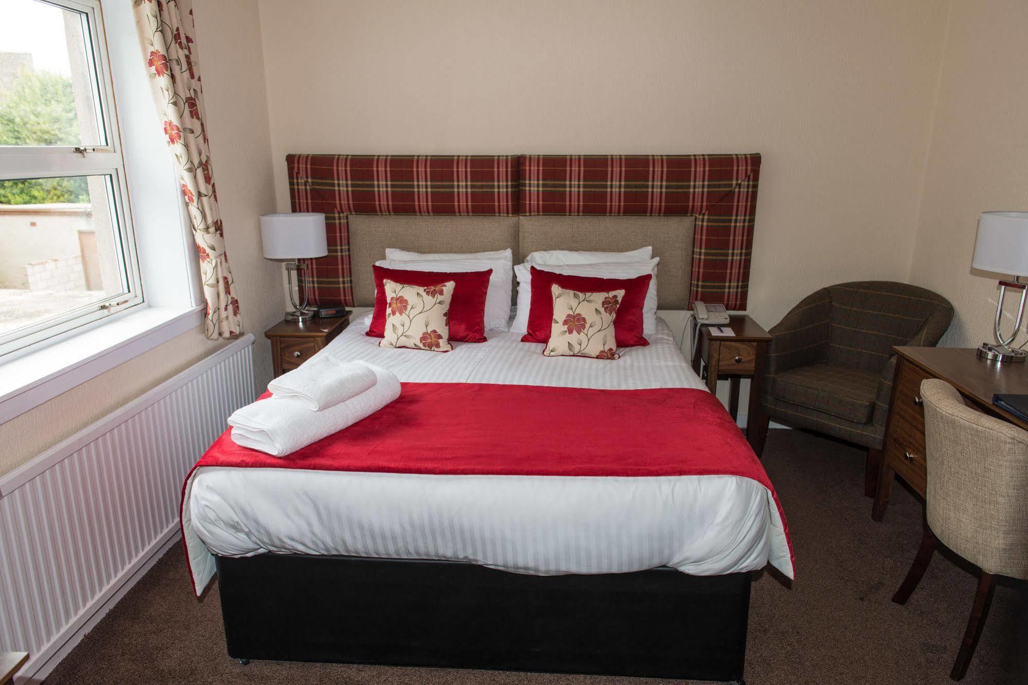 Park Hotel Montrose Bagian luar foto