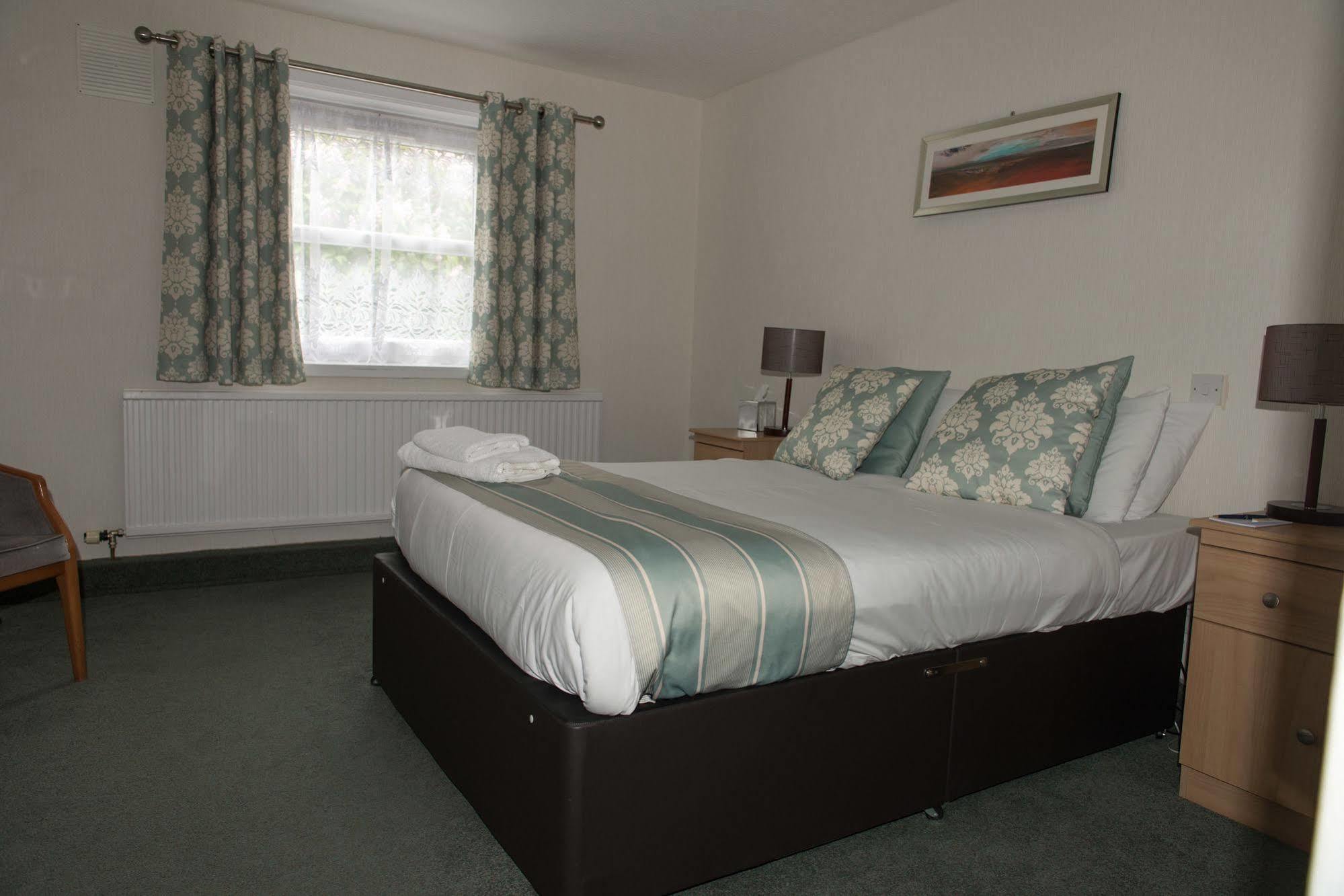 Park Hotel Montrose Bagian luar foto